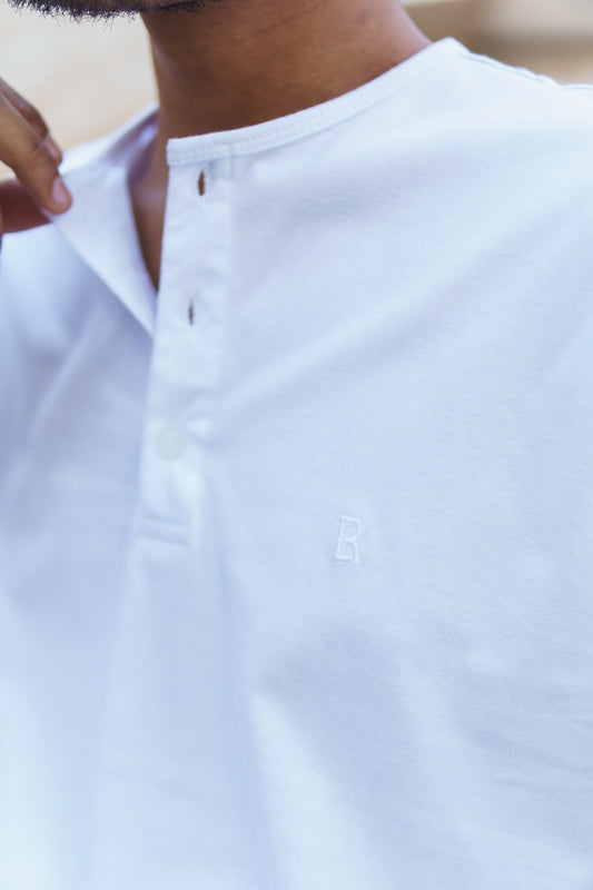 Camiseta Gola henley Raff