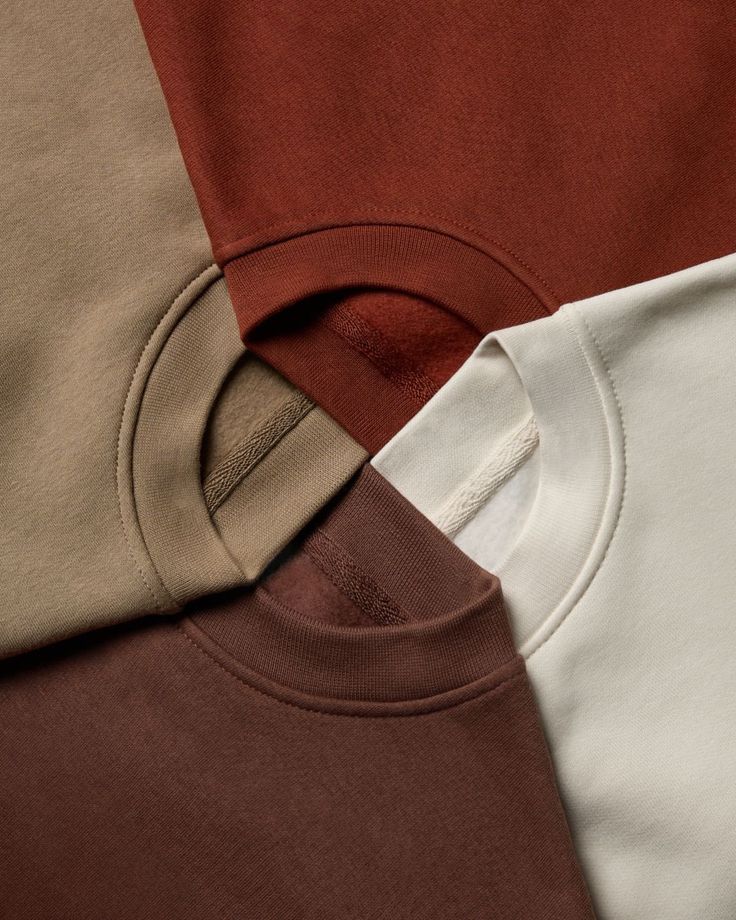 O guarda-roupa que trabalha por você: o poder do básico bem feito