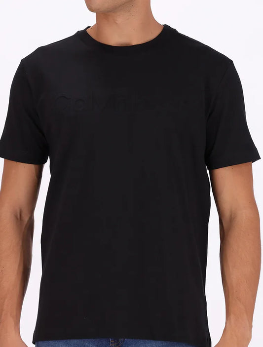 CAMISETA CALVIN KLEIN EMBOSSING PRETO
