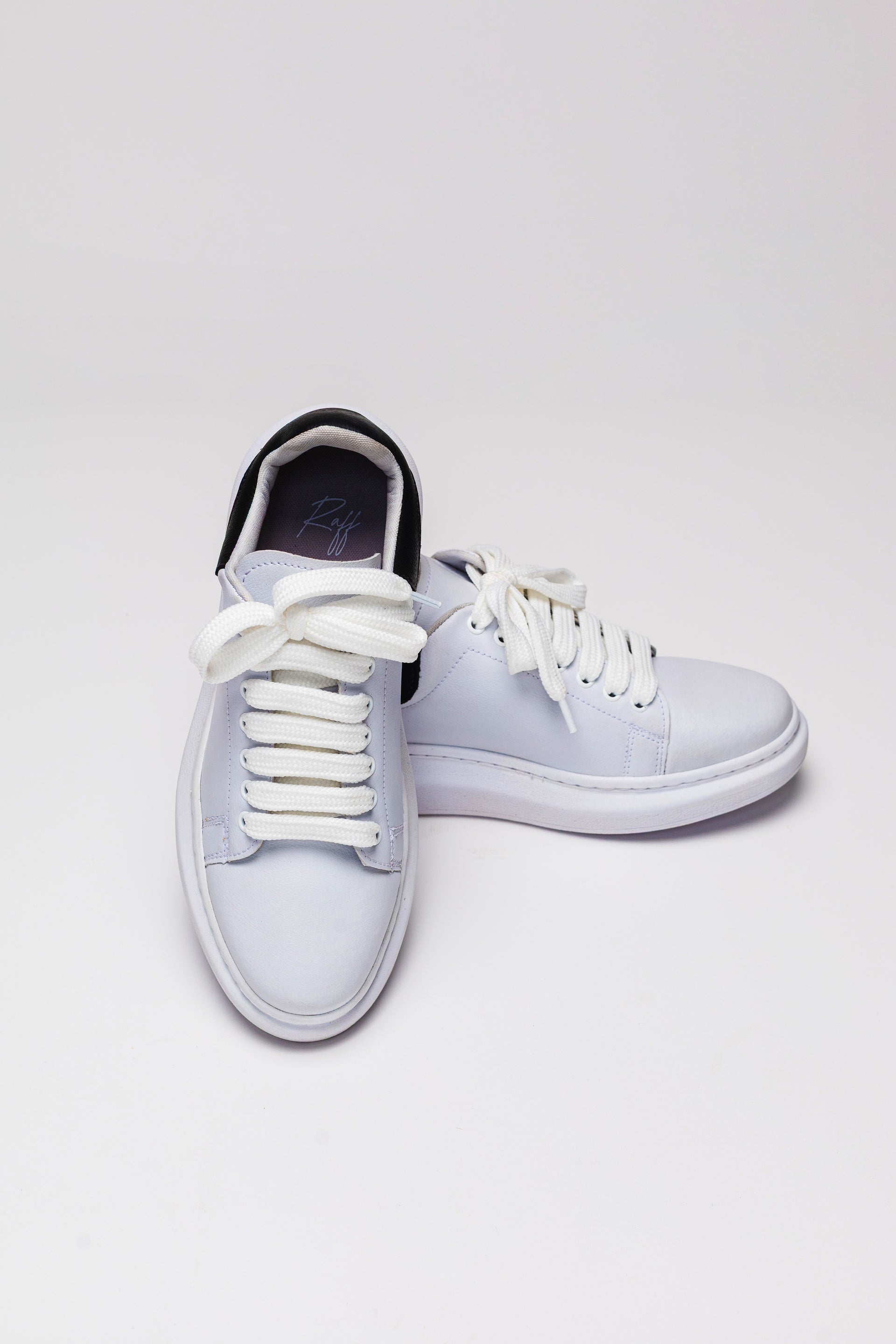 TÊNIS MC QUEEN SINTÉTICO BRANCO/PRETO