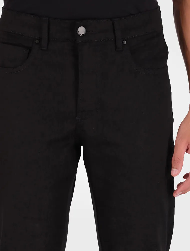 3817 - Calça 5 pockets lisa preto