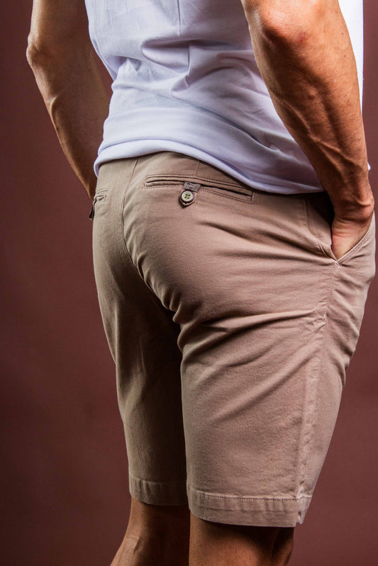 BERMUDA CHINO BOLSO FACA 98 % ALGODÃO 2% ELASTANO