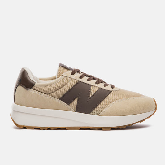 TENIS NEW BALANCE 370V1 - UNISEX - BEGE/MROM