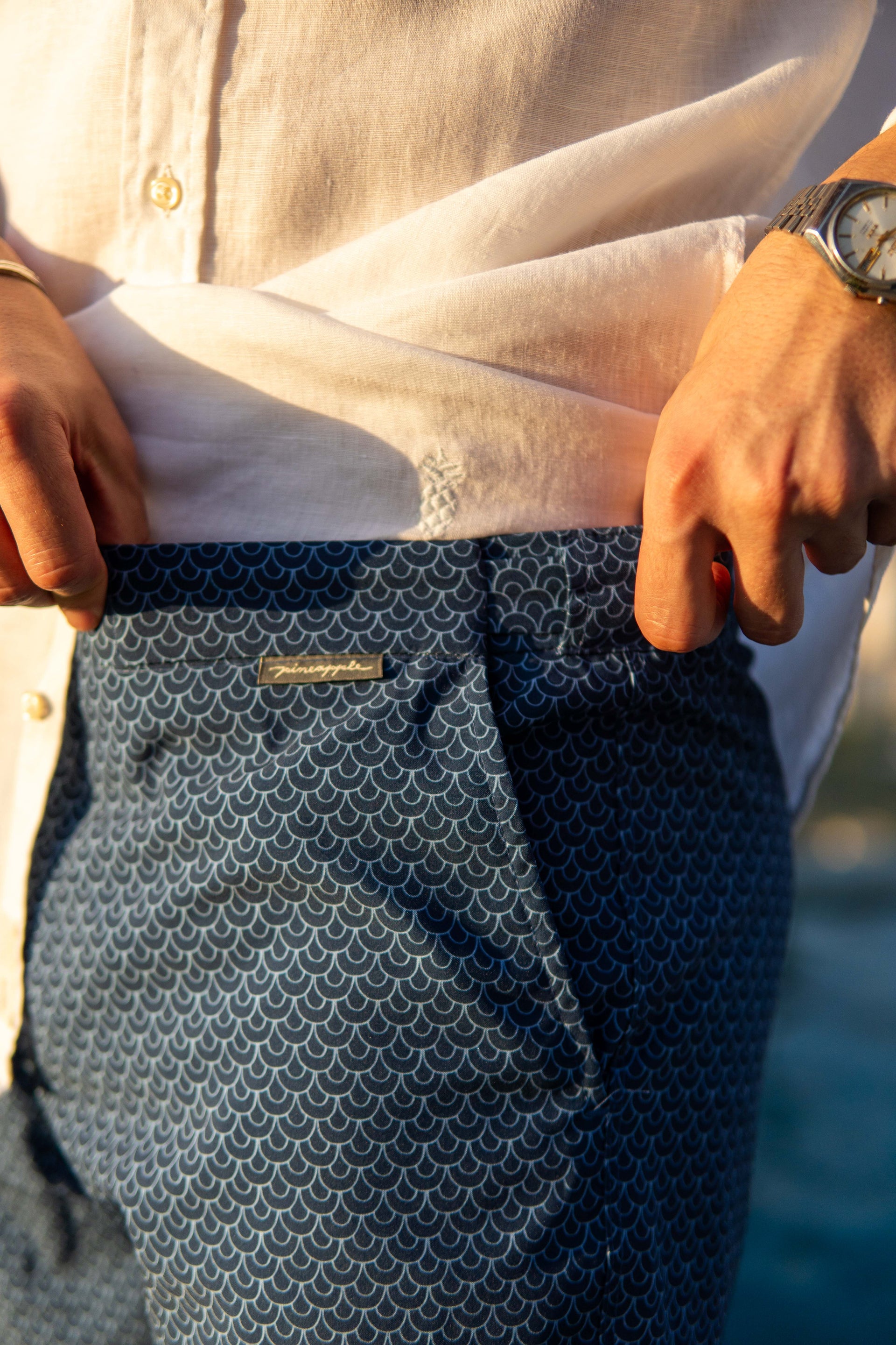 SHORT SARDENHA ONDAS COR AZUL MARINHIO