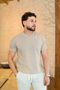 T-SHIRT TEXTURIZADA COR BEGE