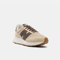 TENIS NEW BALANCE 370V1 - UNISEX - BEGE/MROM