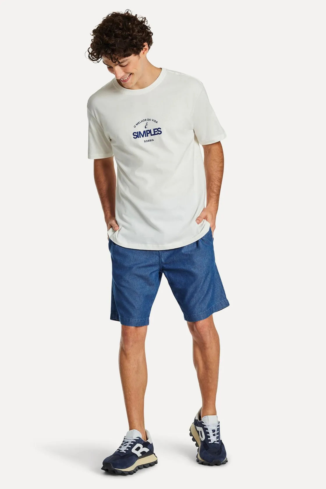 3744 - Camiseta Estampada Sorria
