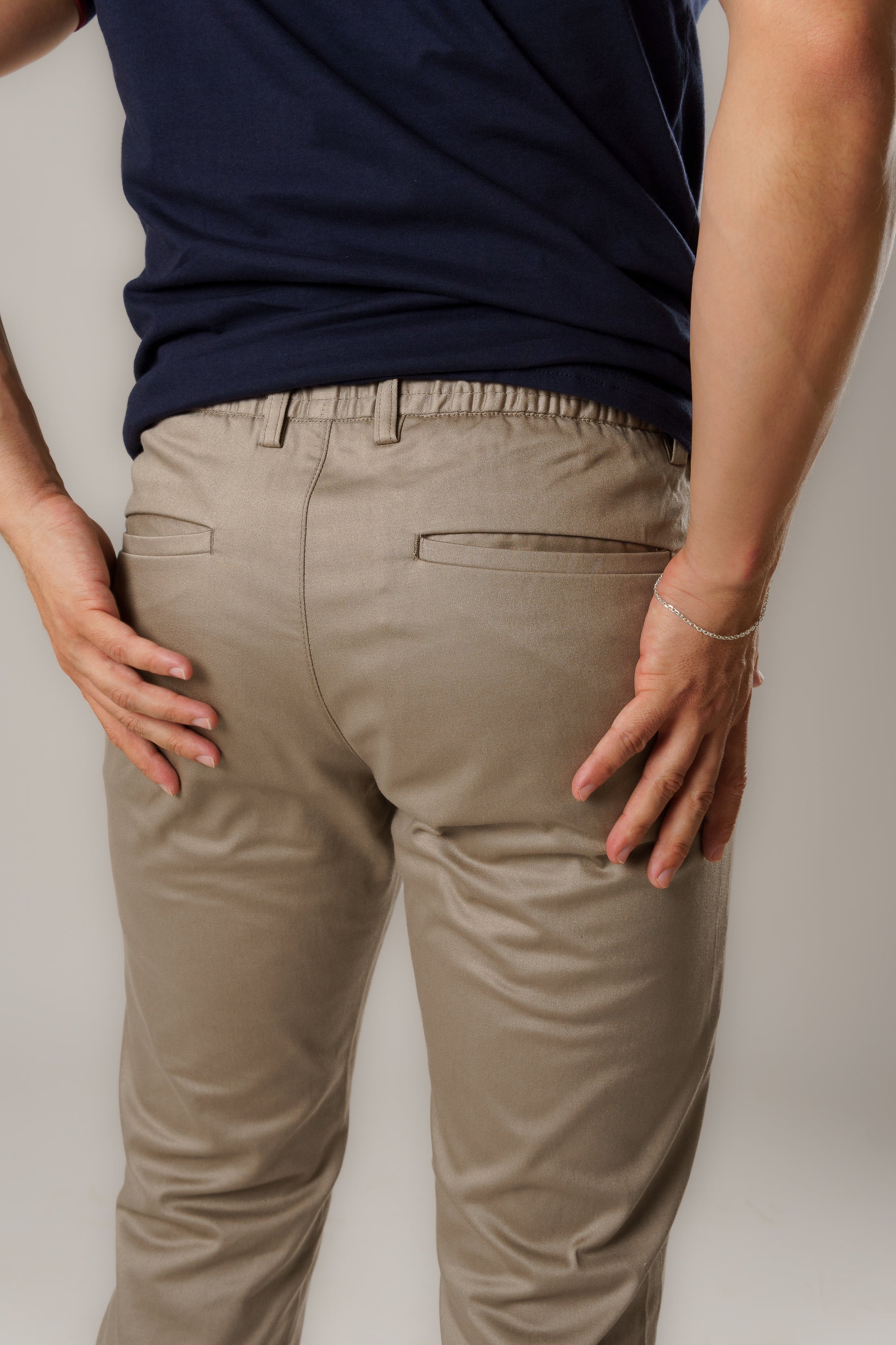 3715 - CALÇA MEIO ELASTICO SLIM FIT