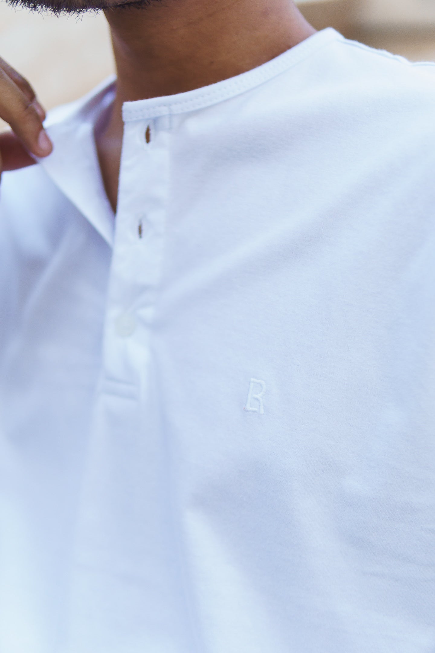3640 - Camiseta Gola henley Raff