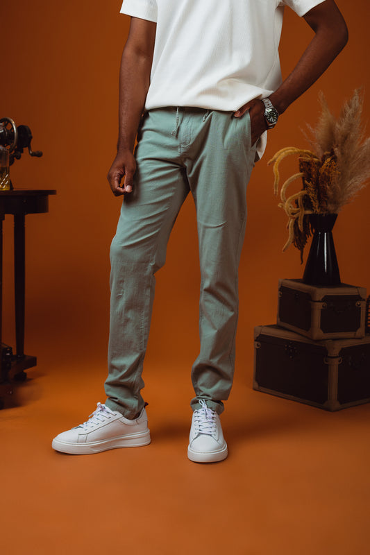 CALÇA COM ELASTICO NO COS COR VERDE