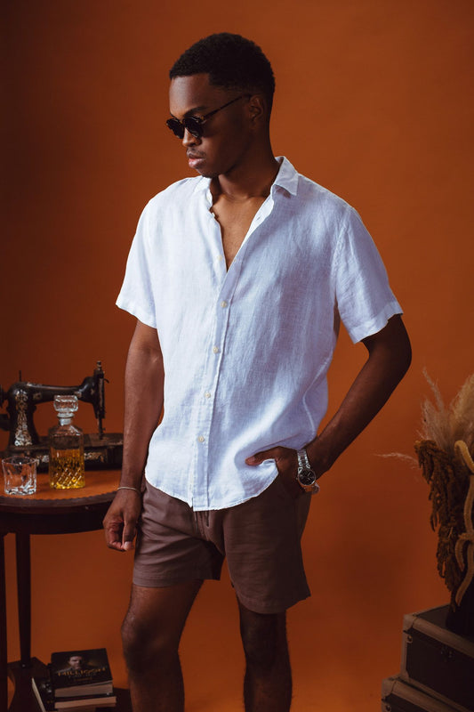 SHORTS CHINO CONFORT COR CAFÉ